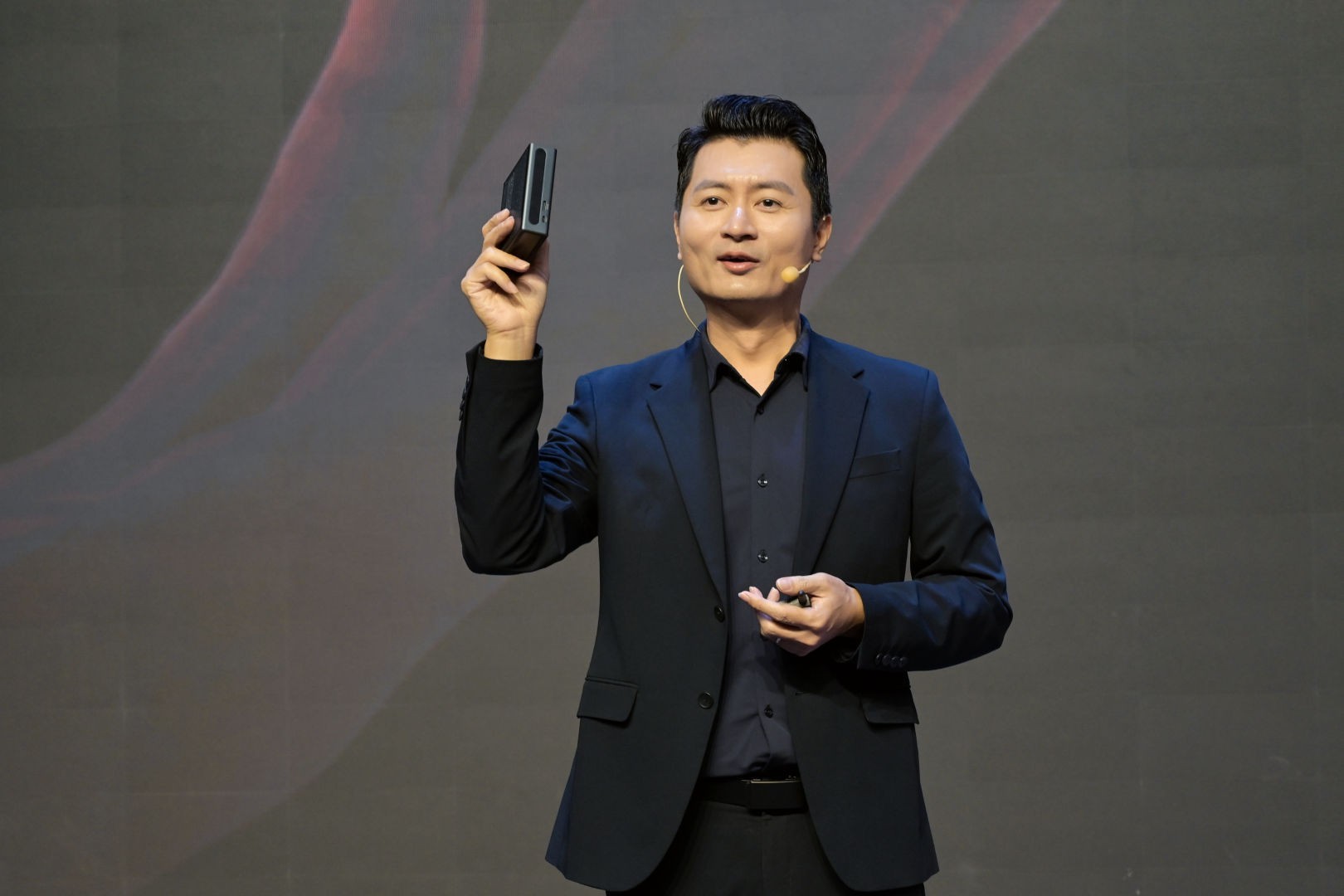 壹号本2025秋季新品发布会于深圳成功召开 三款新品亮相解锁全新游戏体验