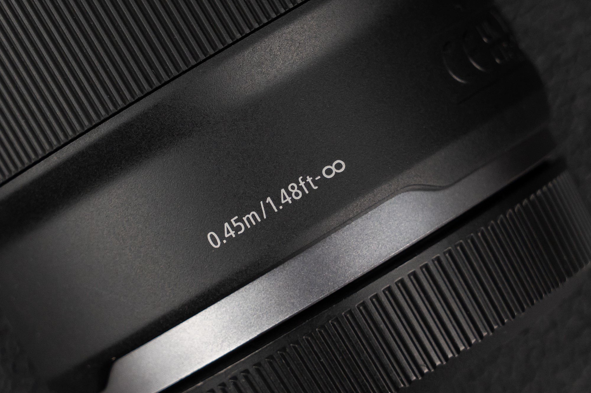 ȦԼ۱֮ѡ  RF 45mm F1.2 STMͷ