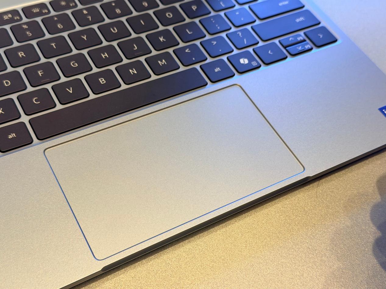 ����ϵ�лع飡�����������XPS 13 2026