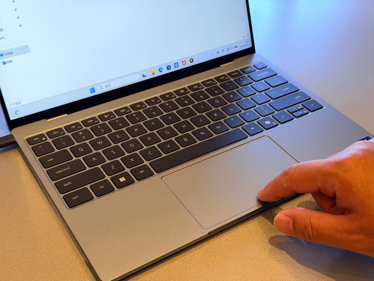����ϵ�лع飡�����������XPS 13 2026