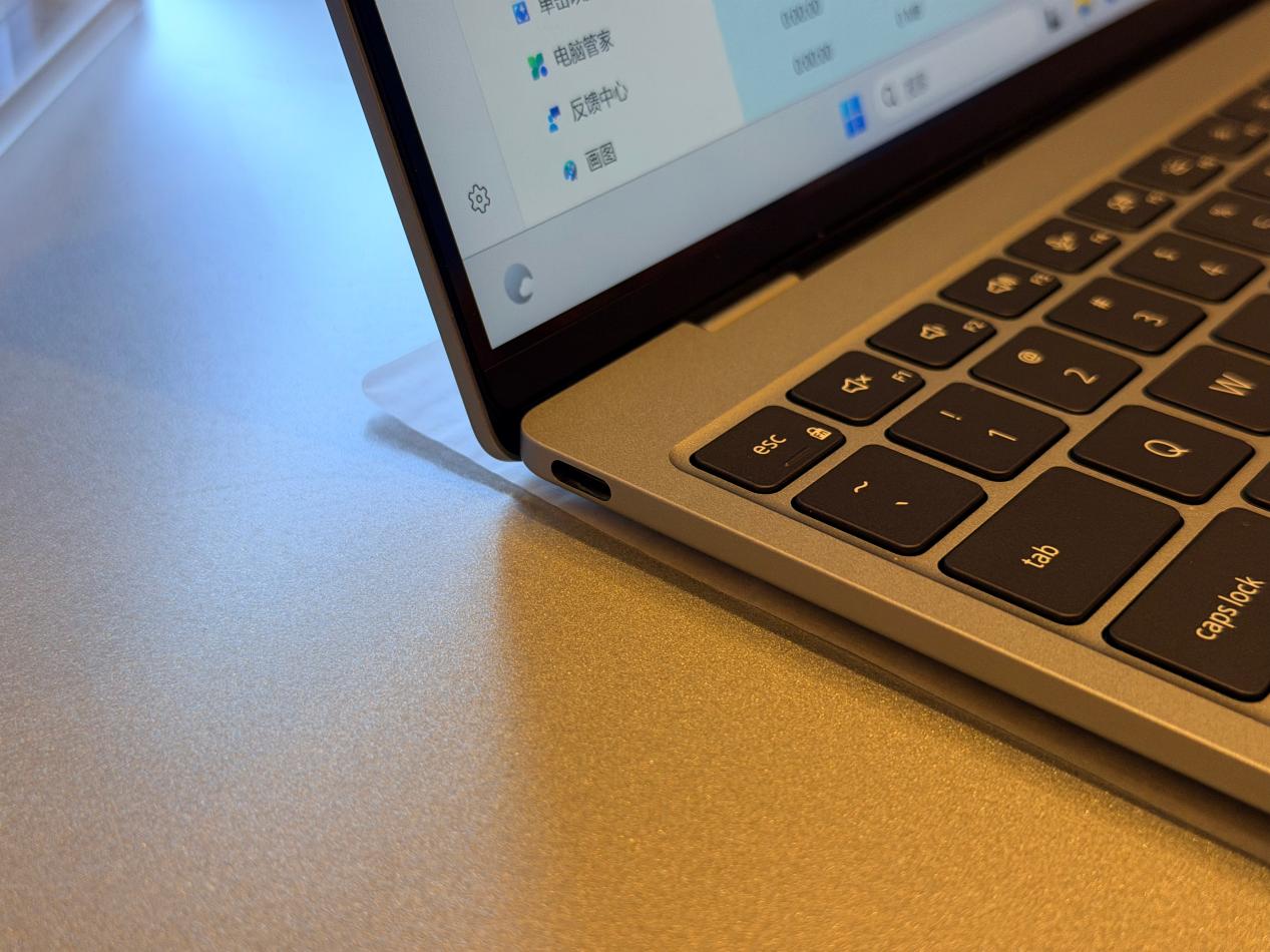 ����ϵ�лع飡�����������XPS 13 2026