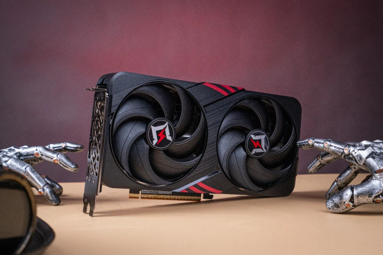 《嗜血之王:崛起》耕升RTX5060 Ti 8GB 追风OC体验生存建造新作