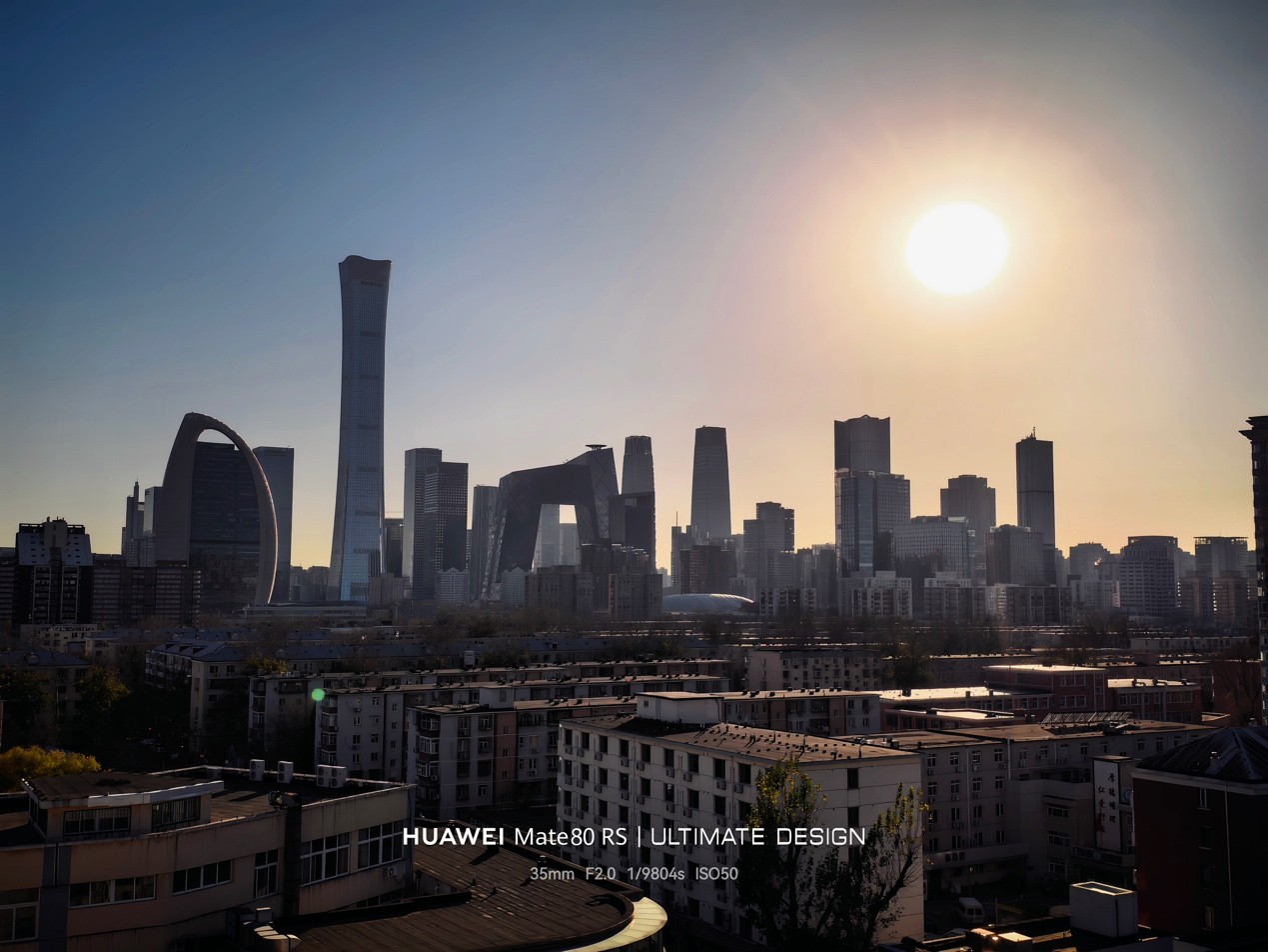 华为Mate 80 RS 非凡大师评测:一部不靠参数说话的大师旗舰