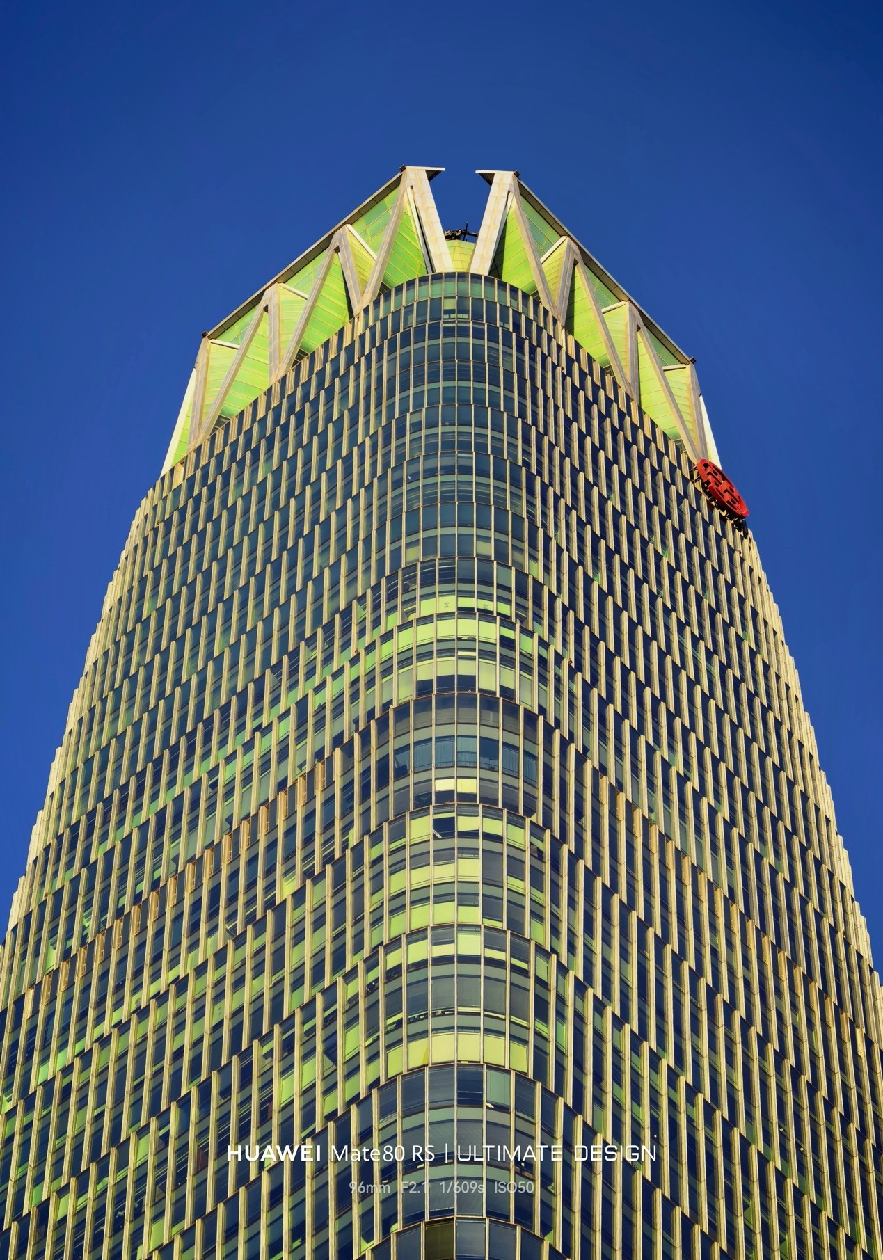 华为Mate 80 RS 非凡大师评测:一部不靠参数说话的大师旗舰