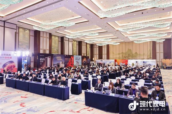 A.0.史密斯以硬核科技定义行业新高度,四项大奖领跑2025“磐石奖”