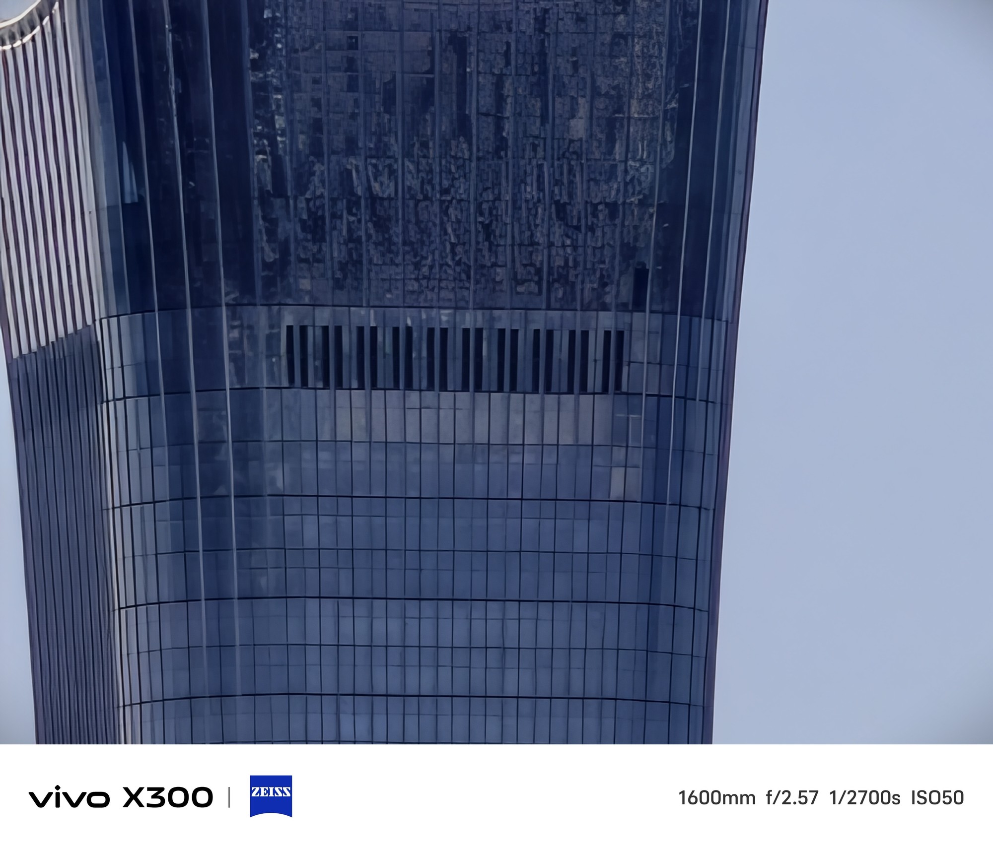 vivo X300���ྵ��װ���� С����Ҳ�ܿ���Զ