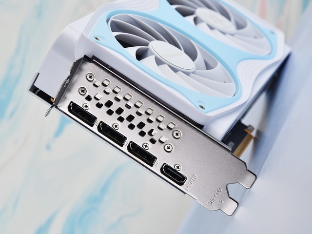 ѩ GeForce RTX 5050 OCԿ DLSS 4ӳֵѡ