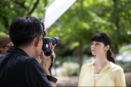 ���ܷ���HYBRIDϵ�ж�����ͷ��ƷRF85mm F1.4 L VCM