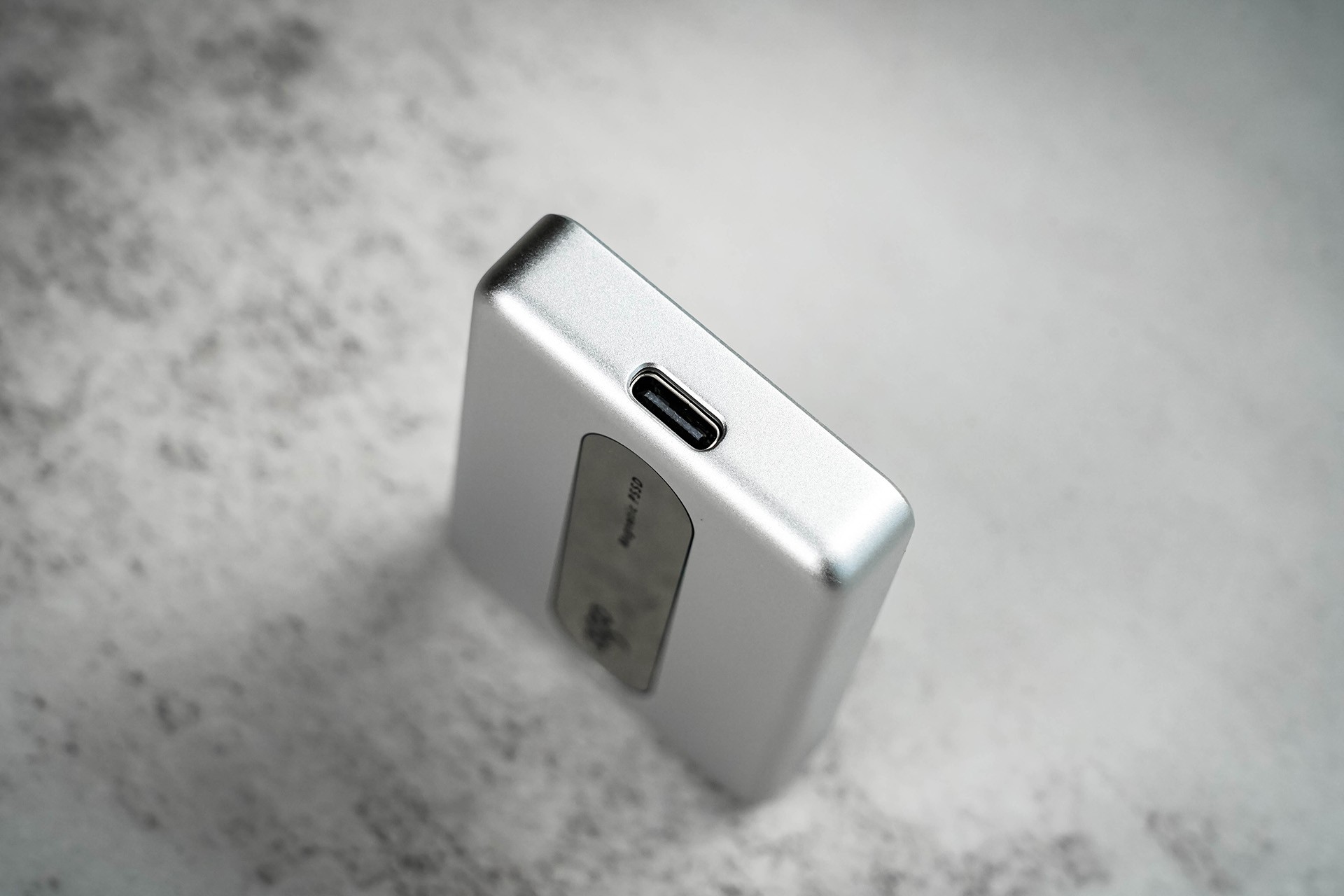 ��MFi��֤�Ž�iPhoneԭ���洢 aigo PL10/PL50������