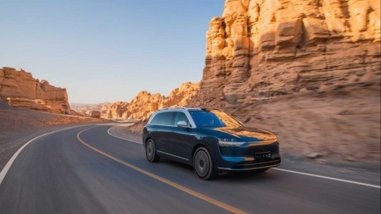 ������������SUV֮������ͬ������θ�չ����