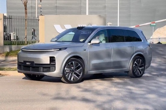 ������������SUV֮������ͬ������θ�չ����