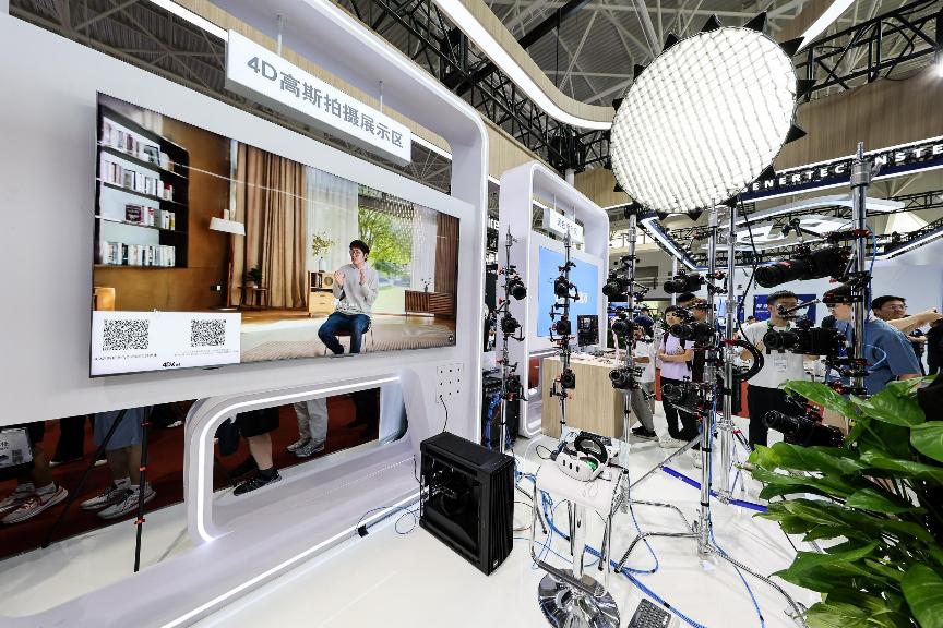 ˶TRX50 ProArtWS帳BIRTV2025