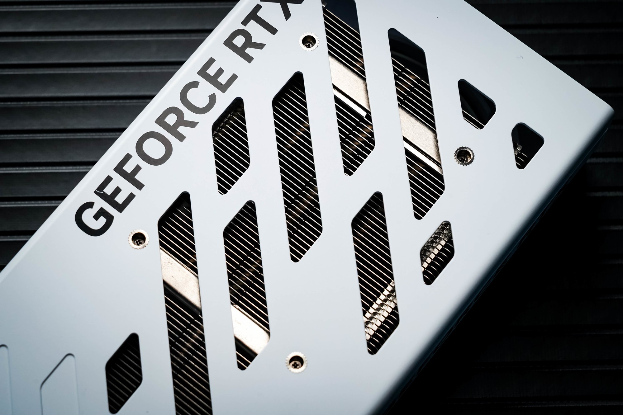 ΢RTX 5070 PLUS  2KϷ