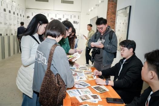 “雕刻光影 制胜瞬间:索尼微单15周年摄影展”正式亮相集美·阿尔勒摄影季