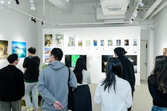 “雕刻光影 制胜瞬间:索尼微单15周年摄影展”正式亮相集美·阿尔勒摄影季