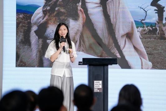 “雕刻光影 制胜瞬间:索尼微单15周年摄影展”正式亮相集美·阿尔勒摄影季