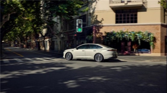 10-15�����һ춯�γ��Ƽ����������ڣ��ҽ�ģ��ID. ERA 5S��ʽ����