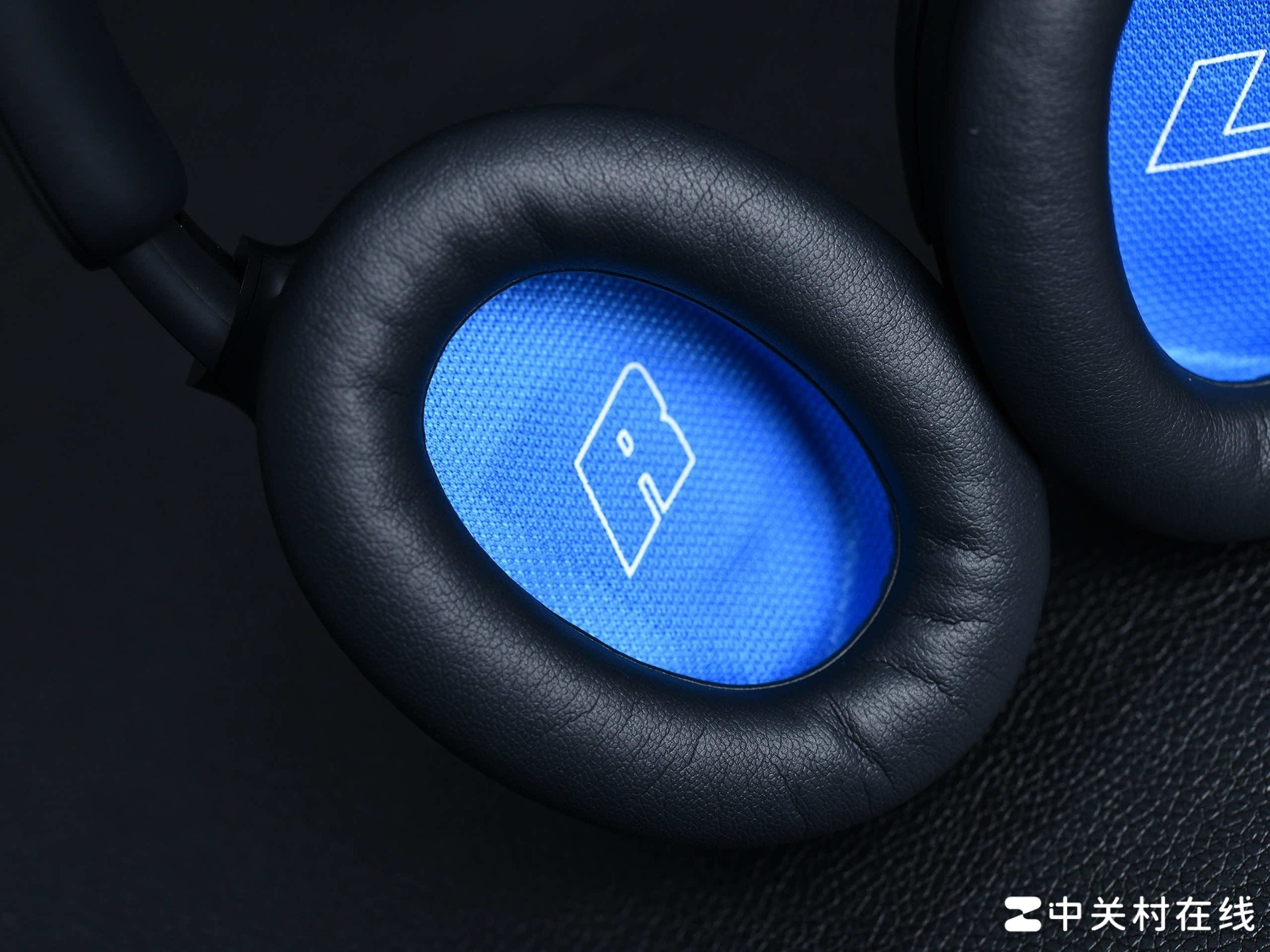 Bose QC������������飺2299Ԫ�������밲����Ȼ�����ĵ���