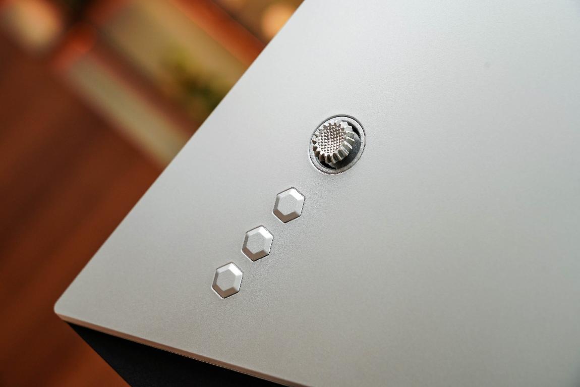 蚂蚁电竞ANT257PF显示器评测:千帧体验好搭档 职业赛事新选择