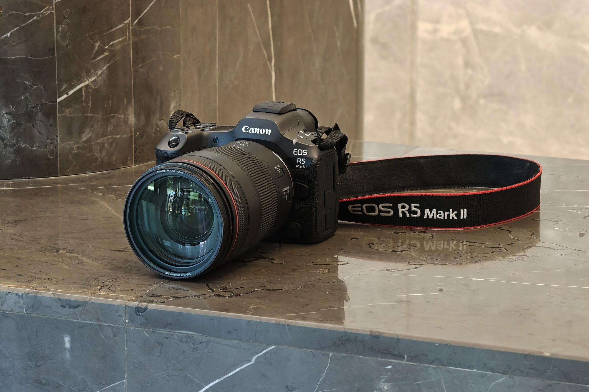 Ӱӵ üEOS R5 Mark IIӰ