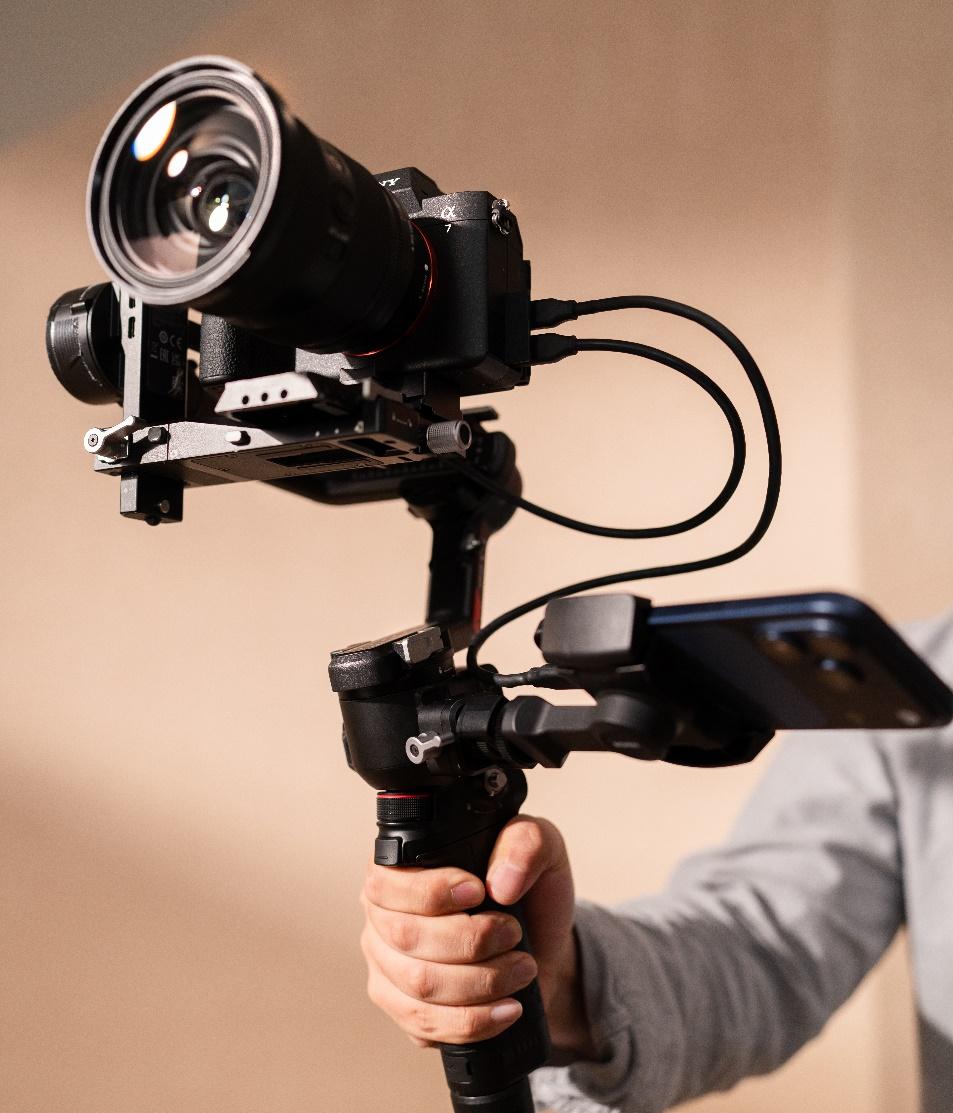 »׼ ٶ  ᷢȫ΢»׼Alpha 7 V