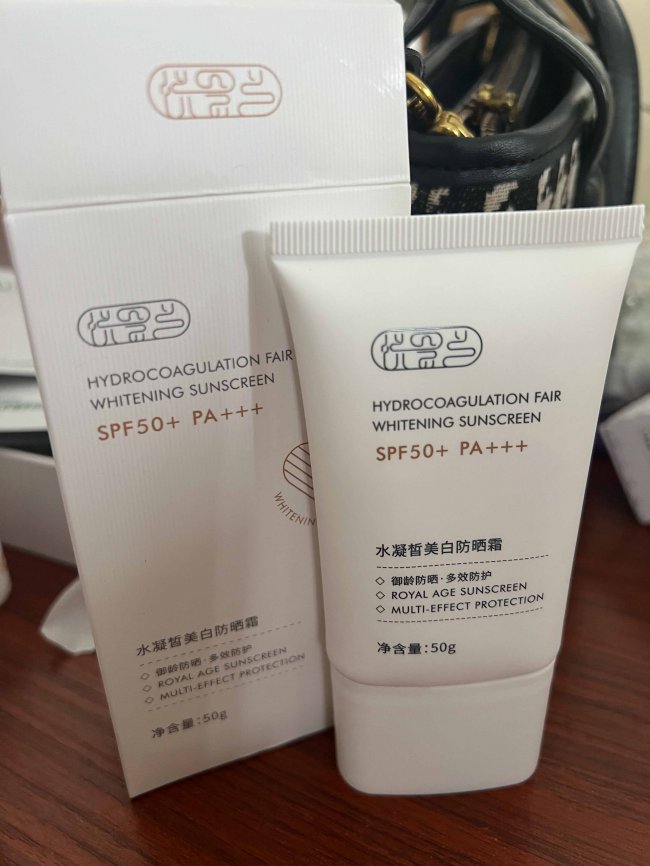 2026年50岁女士防晒霜选购指南:全肤质适配,抗老提亮一步到位