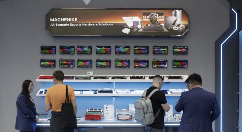 »úеʦÊ×µÇIFA2025¿Æ¼¼Ê¢»áÔ²ÂúÊÕ¹Ù