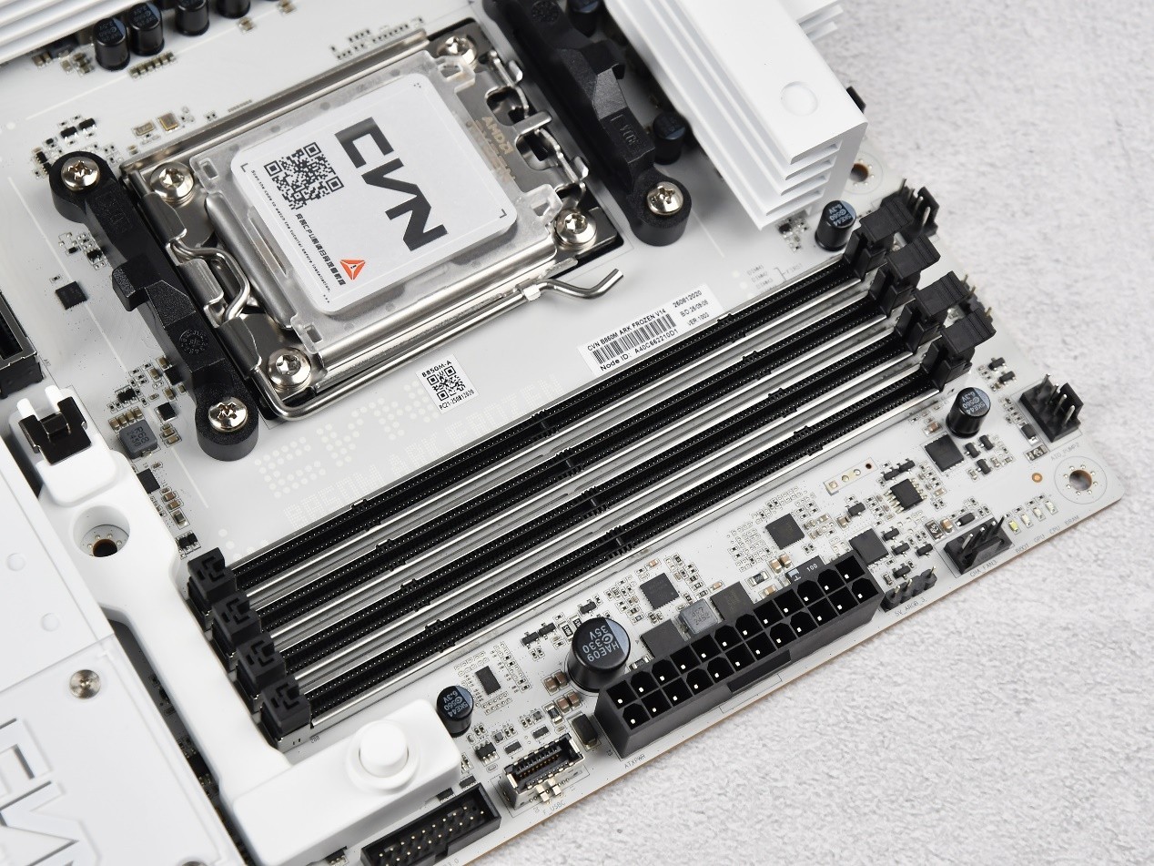 �߲ʺ�CVN B850M ARK FROZEN V14 �����������⣺�Ƽ�����ѧ������