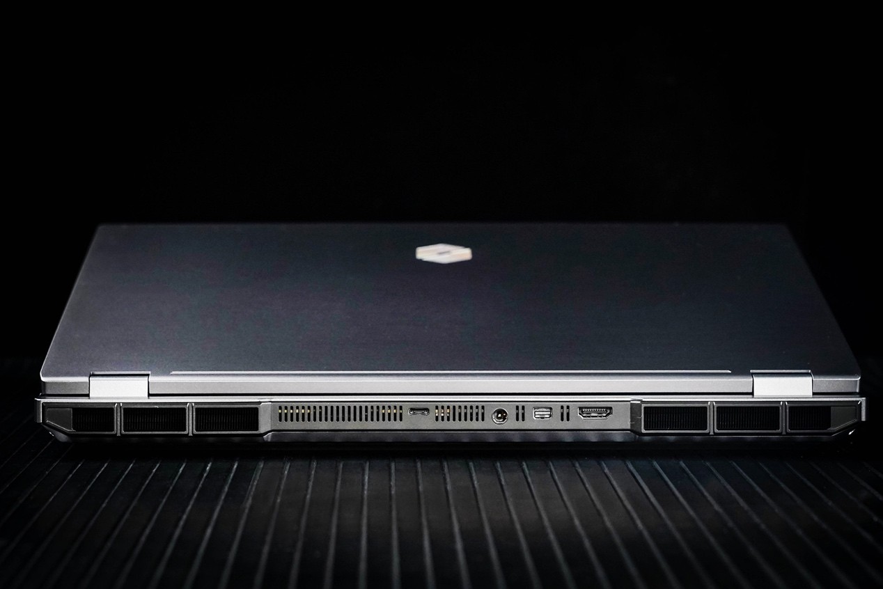 ��е����ҫ��16Ultra���� ���������������� �����洢PC450�����