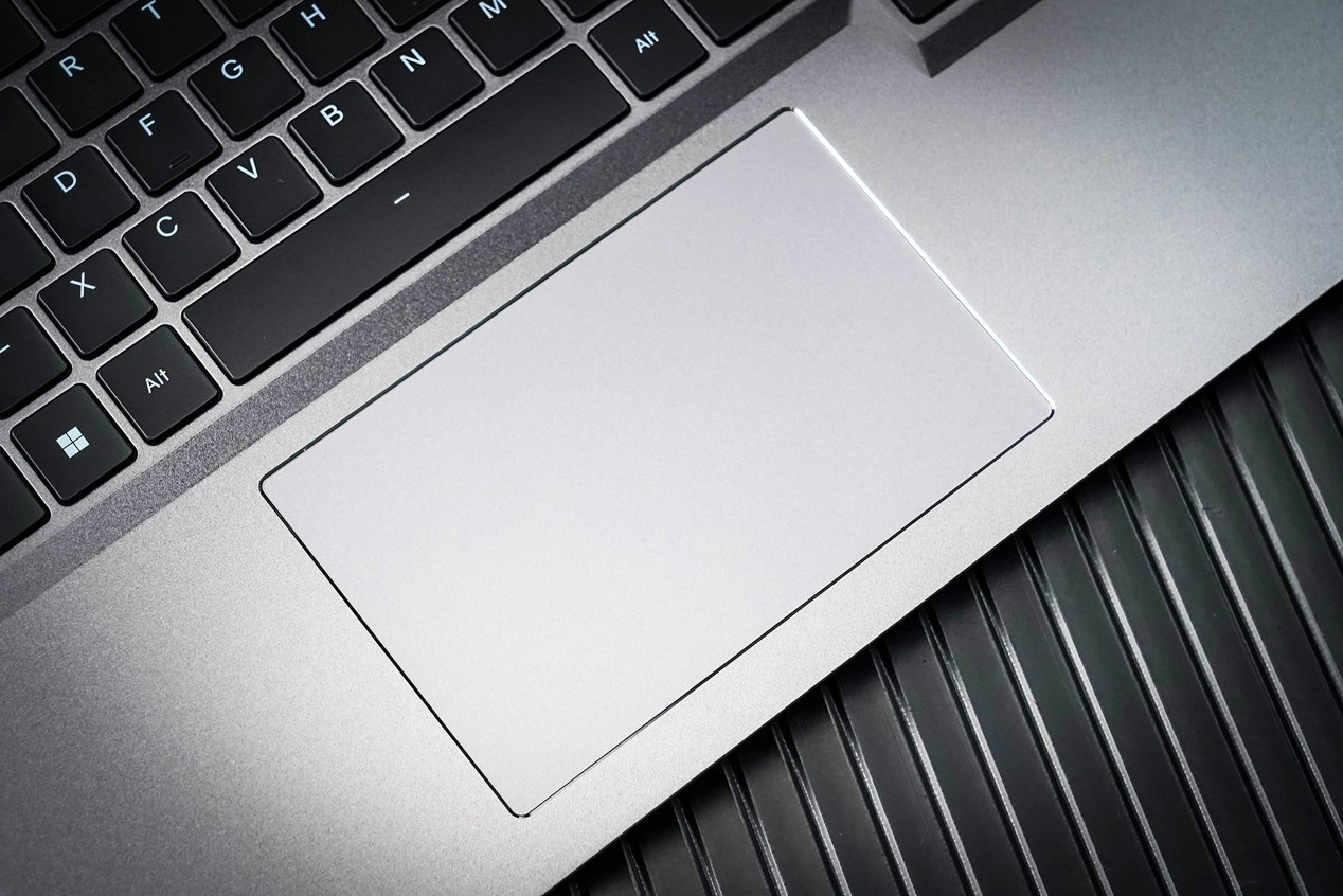 ��е����ҫ��16Ultra���� ���������������� �����洢PC450�����