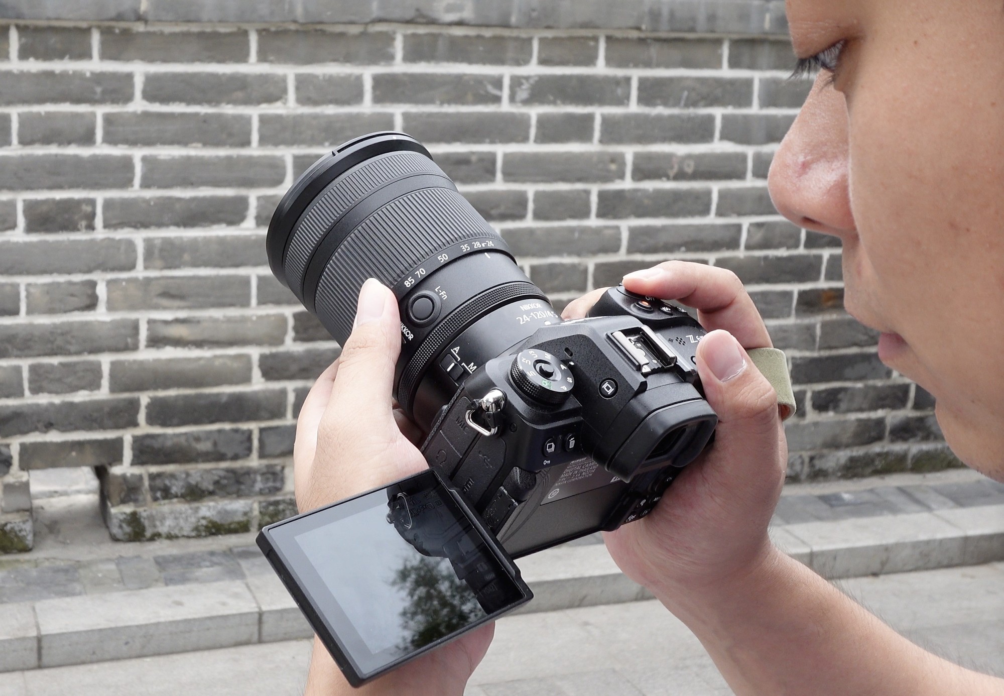 �῵Z6III+��˶� Z 24-120mm f/4 S��һ���㶨���д�Ƭ