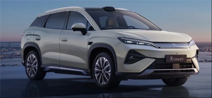 20���ڼ���SUV���Աȣ����ܿռ䰲ȫ���в���