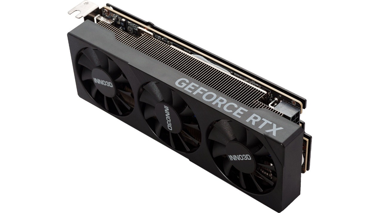 ITX机型救星!RTX5060 LP半高刀卡开箱