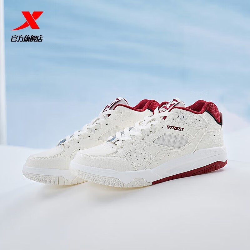 特步ZW乄行板鞋女冬款79元抢