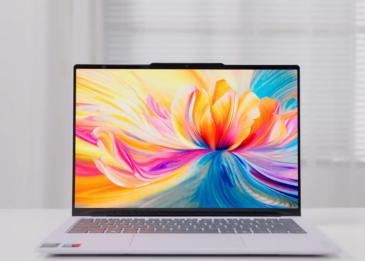 ����975g ����YOGA Air 14 Ultra Aura�׷���������  7650Ԫ��������