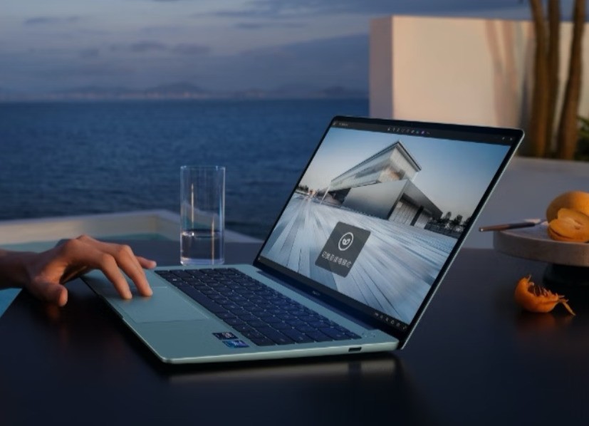 ��ΪMateBook 14�ͻ�˶��ҫ14 2025��ôѡ