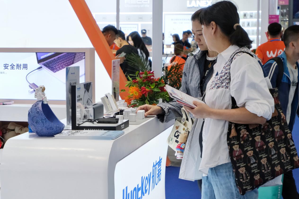 չ��ع� | ����������ƷչԲ���չ٣�����ԭ��ʵ������