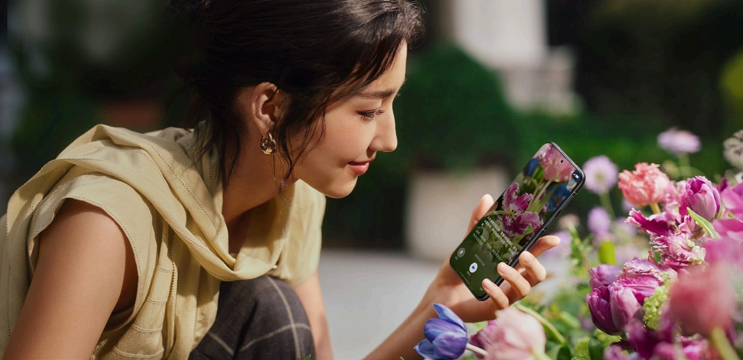 鲸鸿动能携手VOGUE Business发布新中产心智报告 重塑品牌增长指南