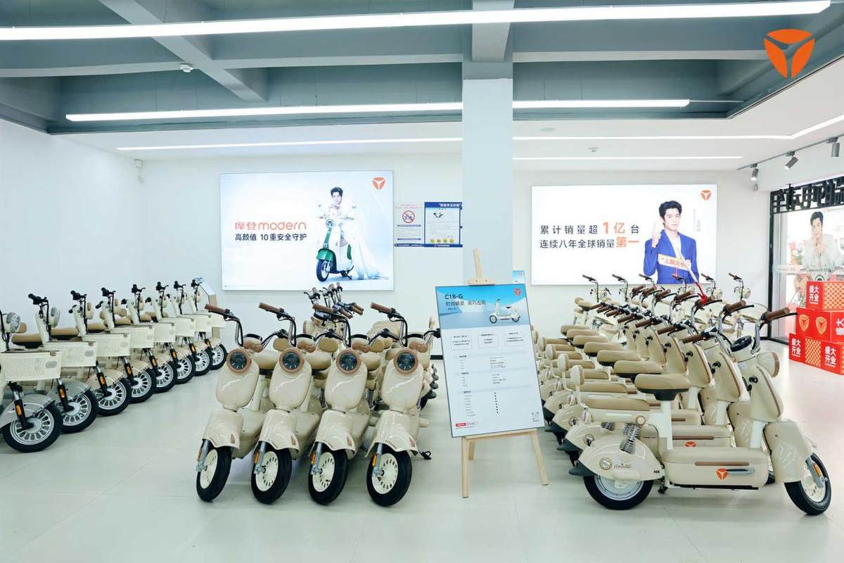 “原来有这么多!”雅迪新国标新品发布,总有一款戳中你心巴