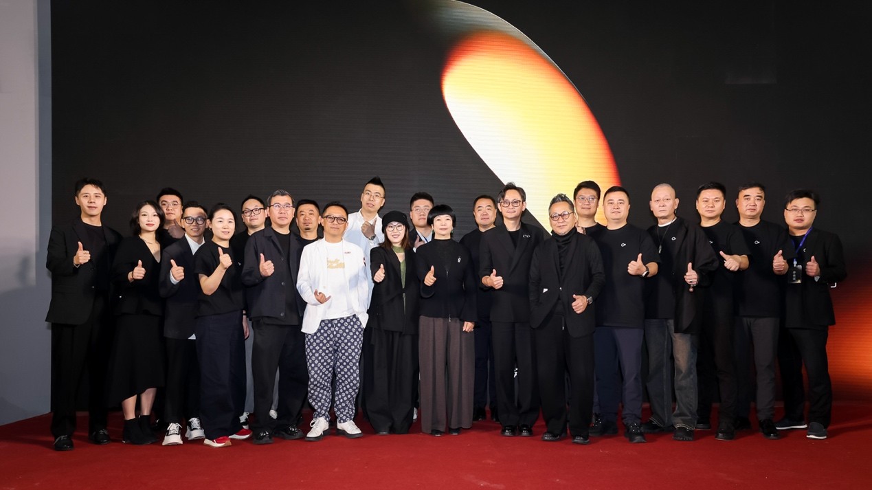 光越宇宙欧普照明携高端设计品牌OLL闪耀广州设计周