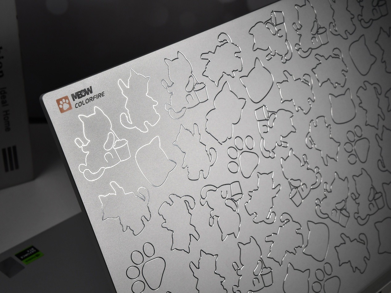 ���Ԫ���ձ���ս���컨�� COLORFIRE MEOW �ٱ�R16 Ultra����