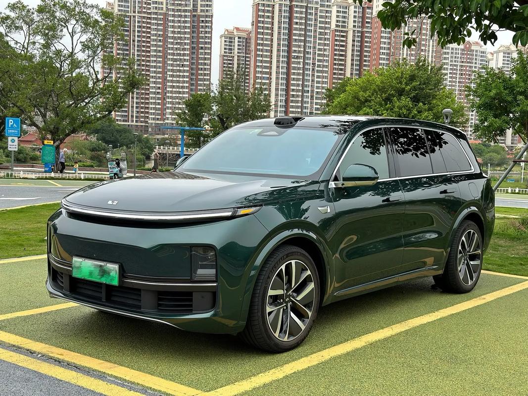 2025年大空间六座混动SUV推荐,家庭出行必看