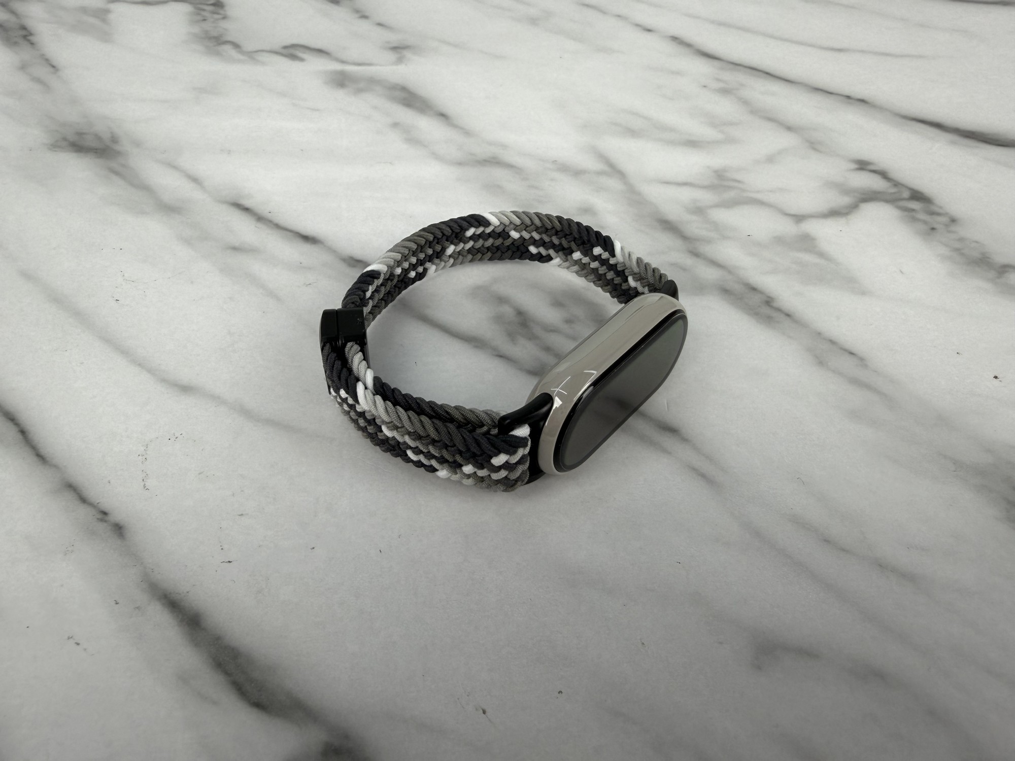 小米手环10陶瓷版评测:价格是手表零头,真能行?