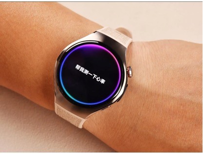 ��Ϊƻ���ֱ��۷�Ծ���˭�ܳư�2025�����ϿƼ�