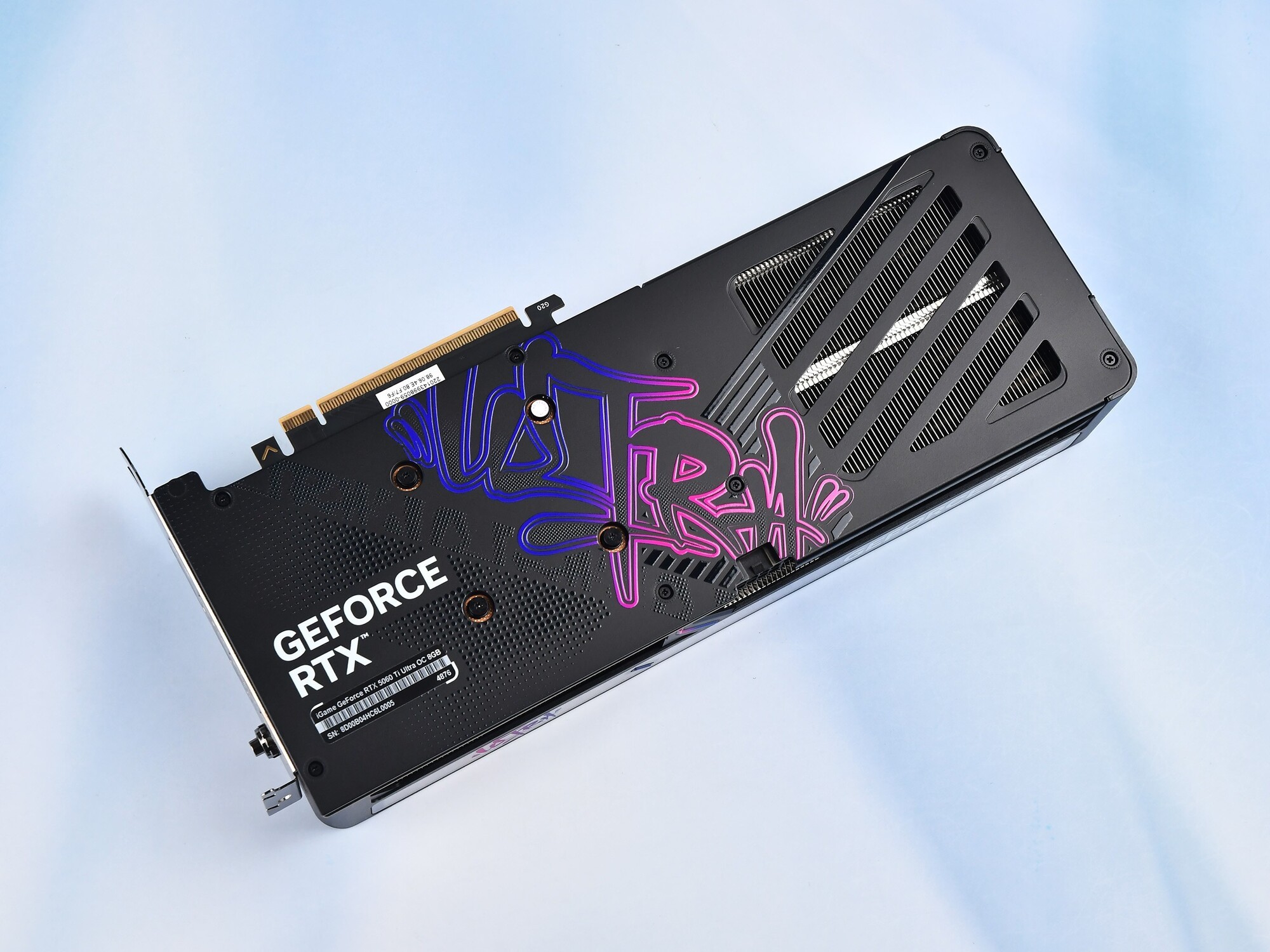 iGame GeForce RTX 5060 Ti Ultra OC 8GB显卡评测 DLSS 4破局2K体验