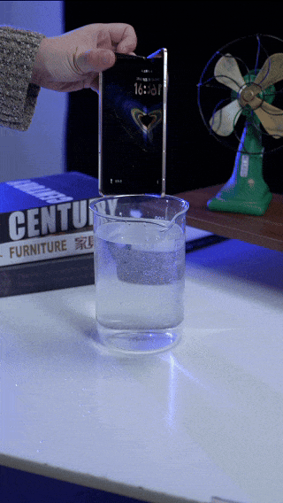 荣耀Magic V6评测:折叠大满贯轻薄破纪录