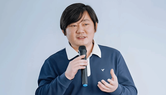 张雪现身MXGP上海站：以60分哲学诠释普通人理性成长观