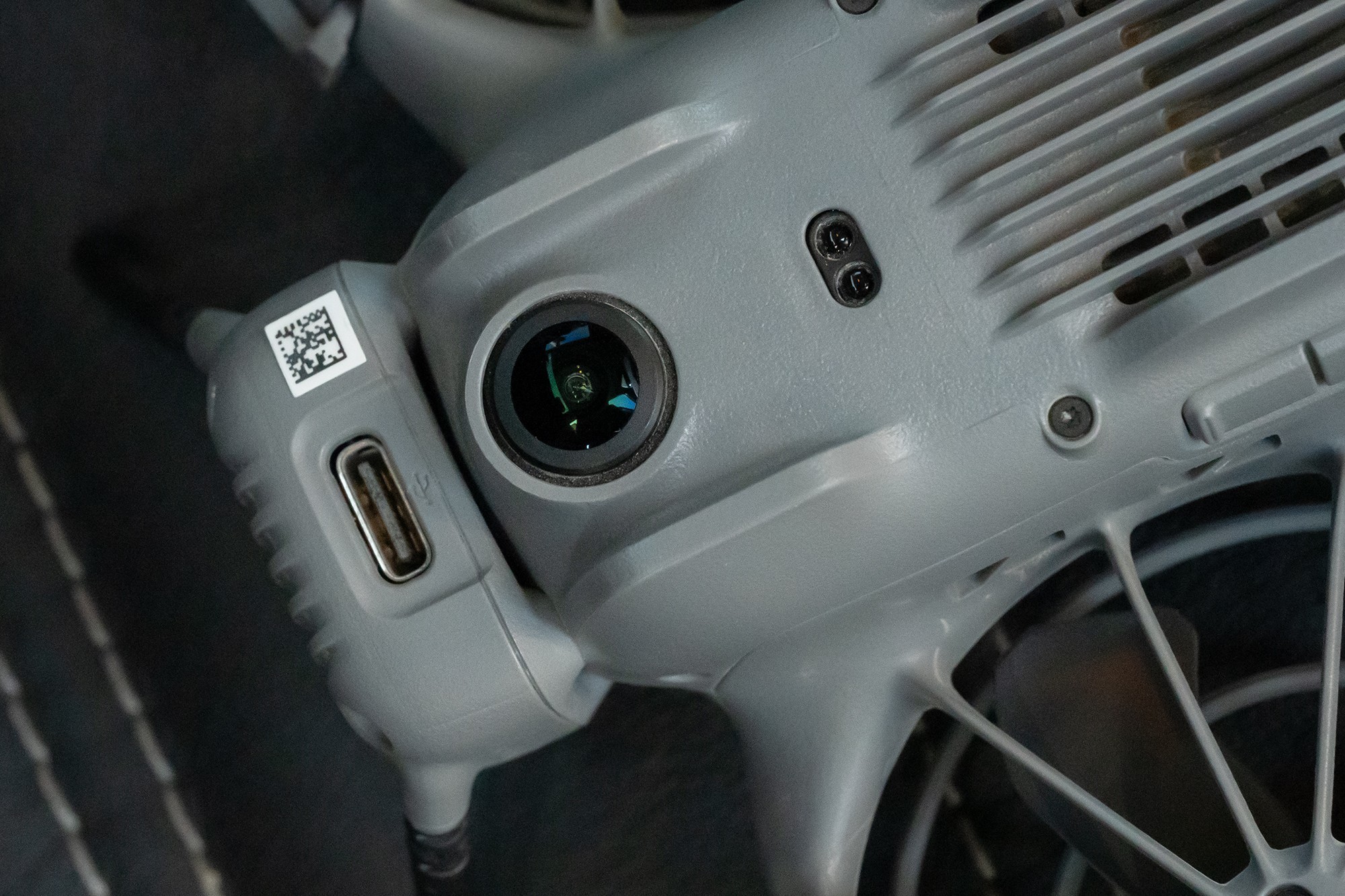 ��DJI Neo 2���⣺�������������ܿ��и��ġ���Ӱʦ��