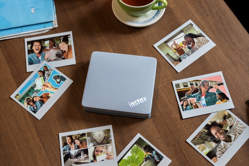 ��ʿinstaxPal 2& instax Link WIDE 2��Ʒ���У������뾵����г�Ƭ