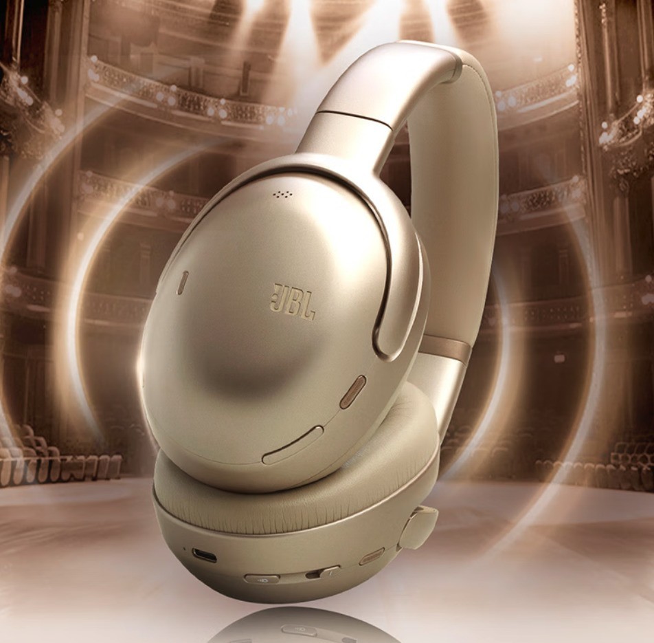 JBL Tour ONE M3的降噪功能表现怎样?沉浸静界,听见纯粹